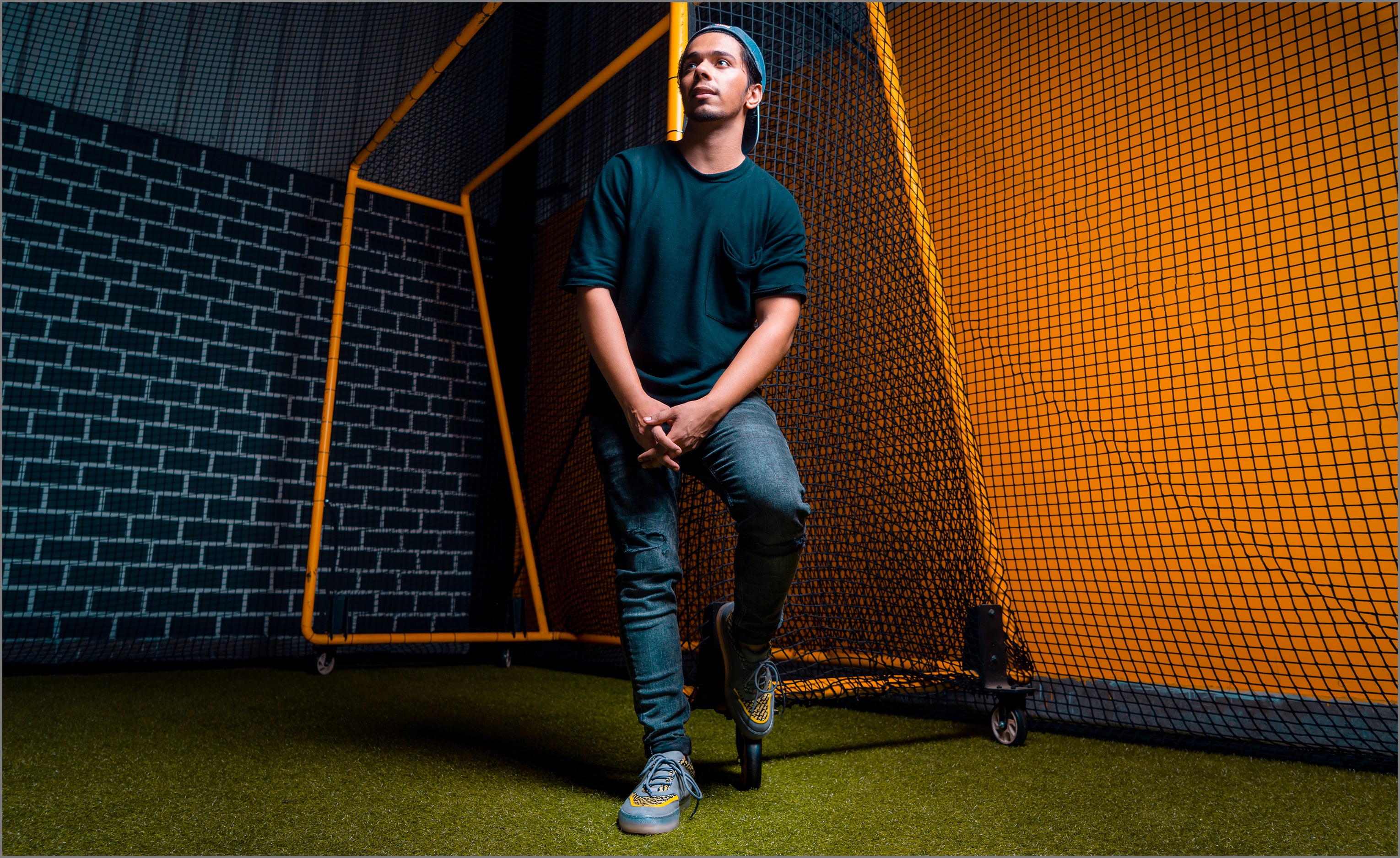 <h3 style = "display: flex; align-item: center; justify-content: center;">Limited range of “Color of the Year”</h3>