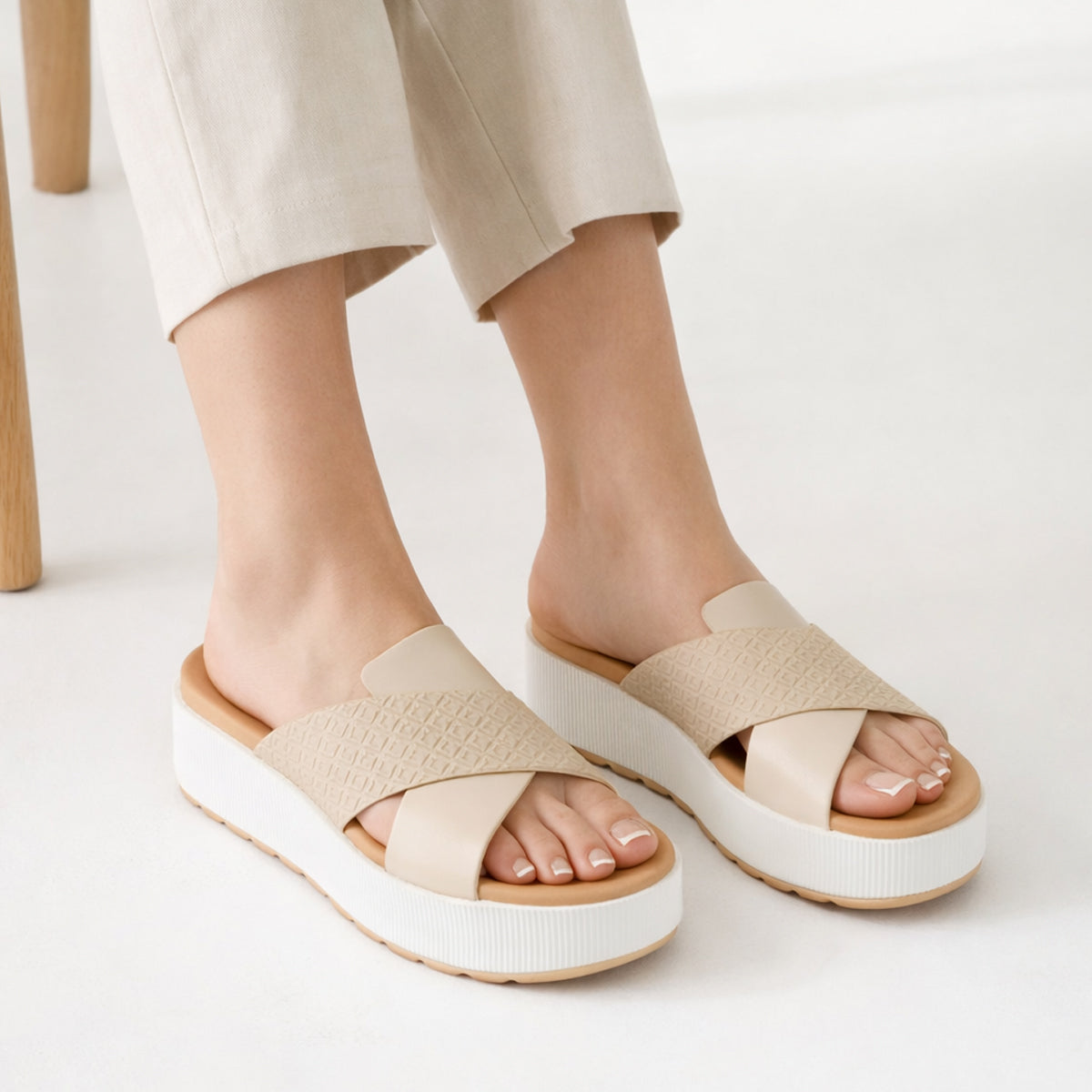 Comfy Helan Sendai Slippers